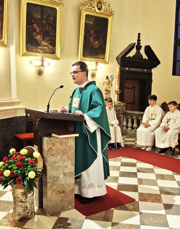 Blagoslovili obnovljeno streho nad župnijsko stavbo