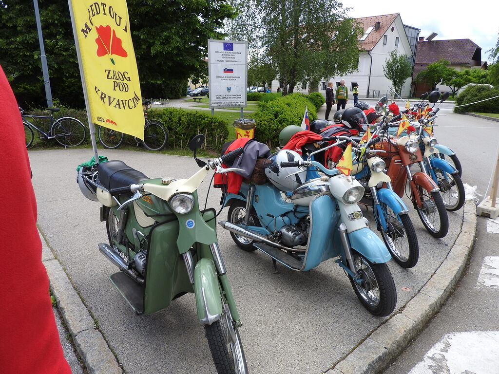 V soboto so starodobniki obiskali občino Cerklje