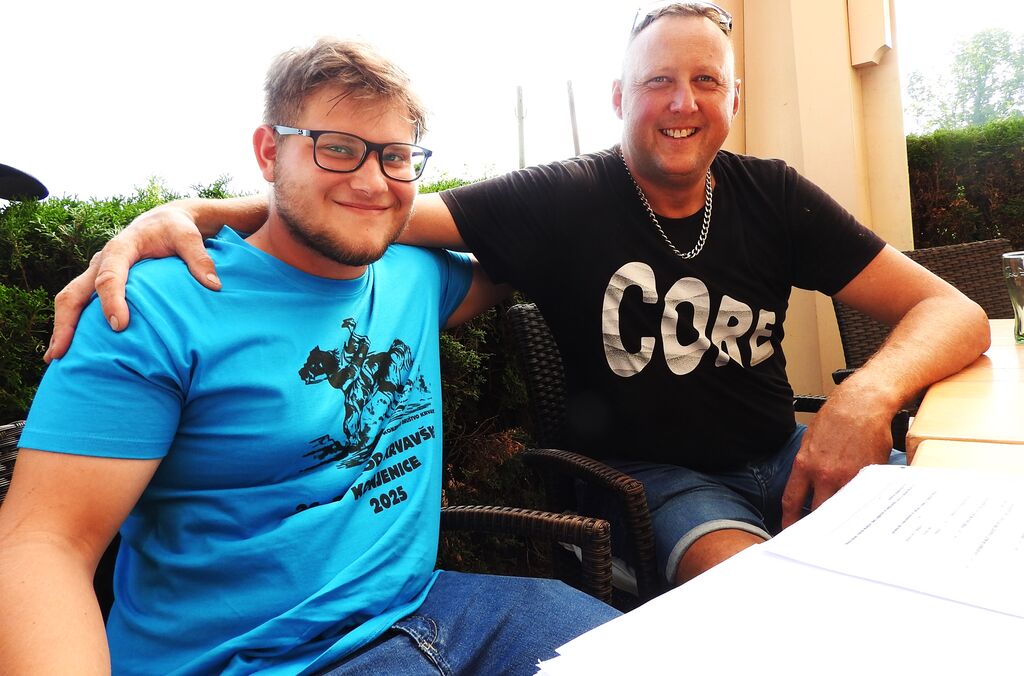 Krvavška konjenica uspela, letos sodelovalo veliko deklet