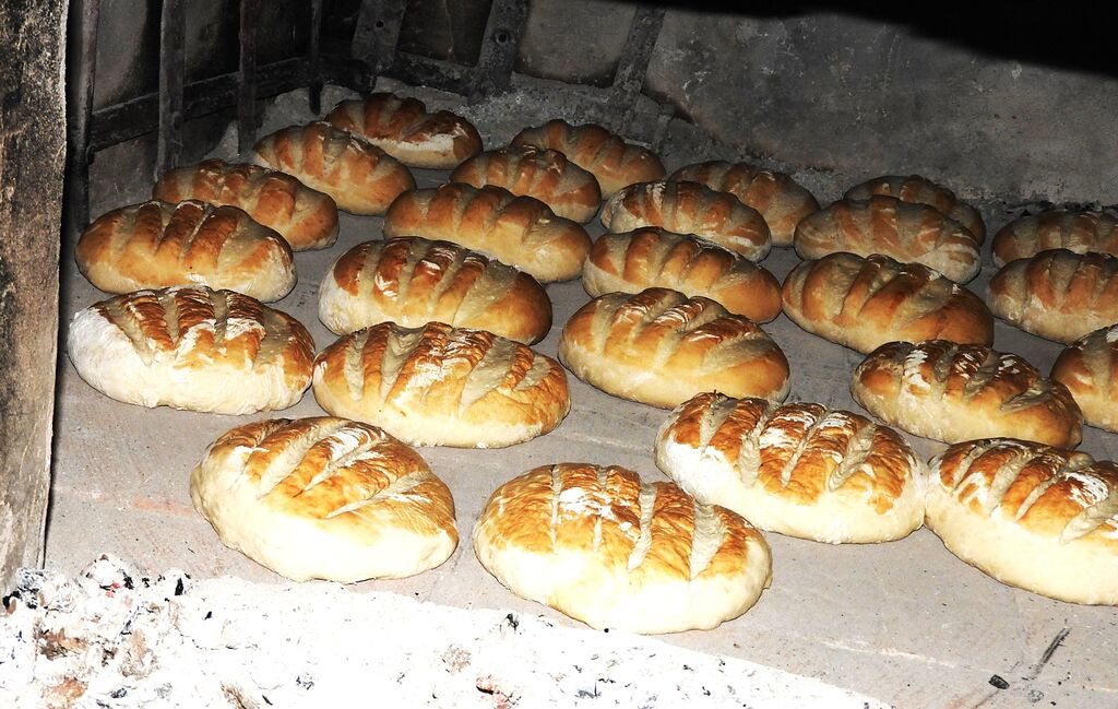 Na Borštnikovi domačiji pekli prešce