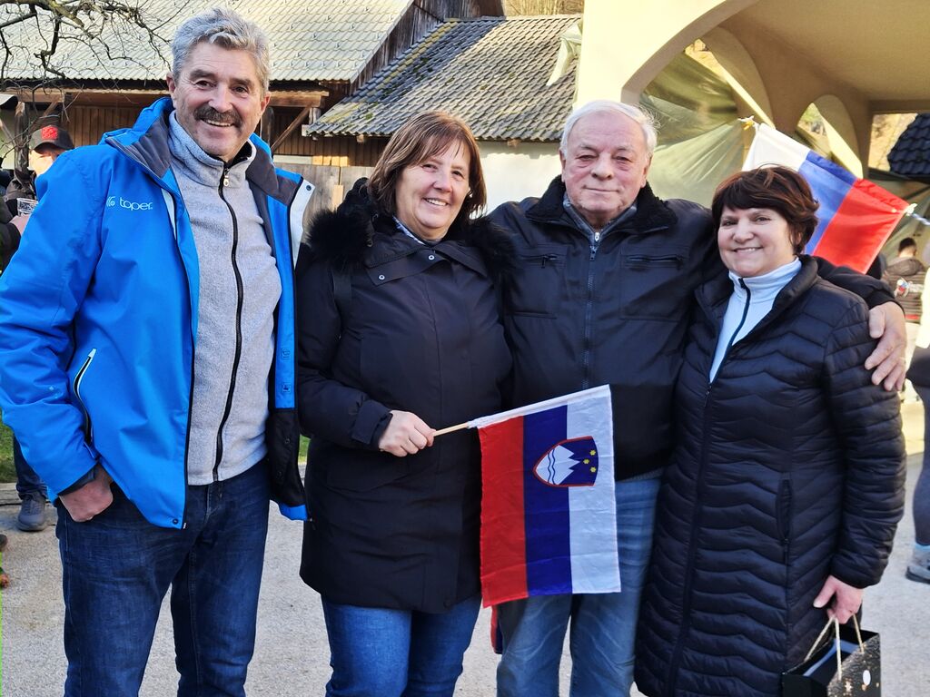 Veličasten sprejem za trenerja Jani Grilca v Gradu pri Cerkljah ob vrnitvi z olimpijskih iger