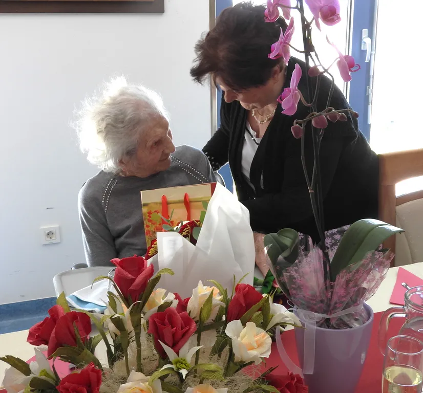 Slavica Gartner v Domu Taber praznovala 104. rojstni dan
