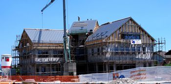 Izgradnja Zdravstvenega doma v Cerkljah lepo napreduje