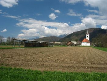 Blagoslov obnovitvenih del na turnu cerkve v Šmartnem