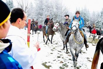 Sveta maša in tradicionalno žegnanje konj na Štefanovo