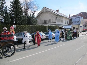 Pustna povorka v Cerkljah