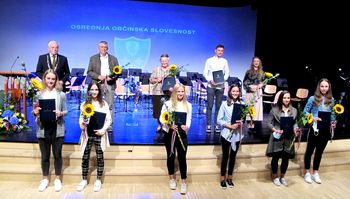 Ob občinskem prazniku v Cerkljah podelili plaketi, priznanja in nagrado
