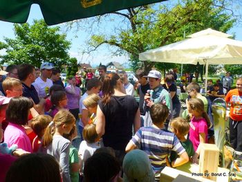 Hodim, da pomagam 2022