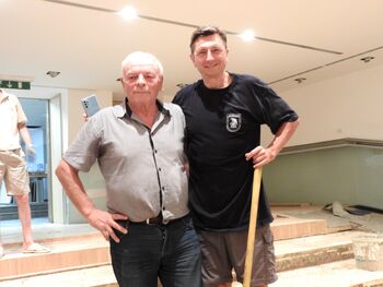 Kulturni hram Ignacija Borštnika - v Cerkljah čistil tudi Borut Pahor