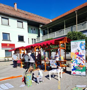 Sobotna cerkljanska tržnica je bila dobro založena