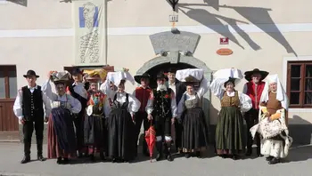 Po petdesetih letih v Cerkljah drugič nesli jedi k žegnu