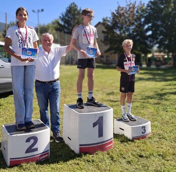 Cerkljanski športni dan pod Jenkovo lipo