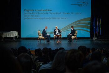 Slavnostna podelitev zlatih priznanj MEPI