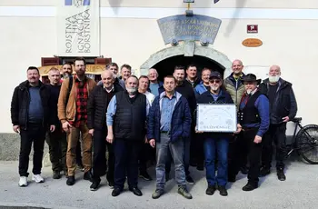 Občni zbor kovačev Slovenije je bil v Borštnikovi domačiji v Cerkljah