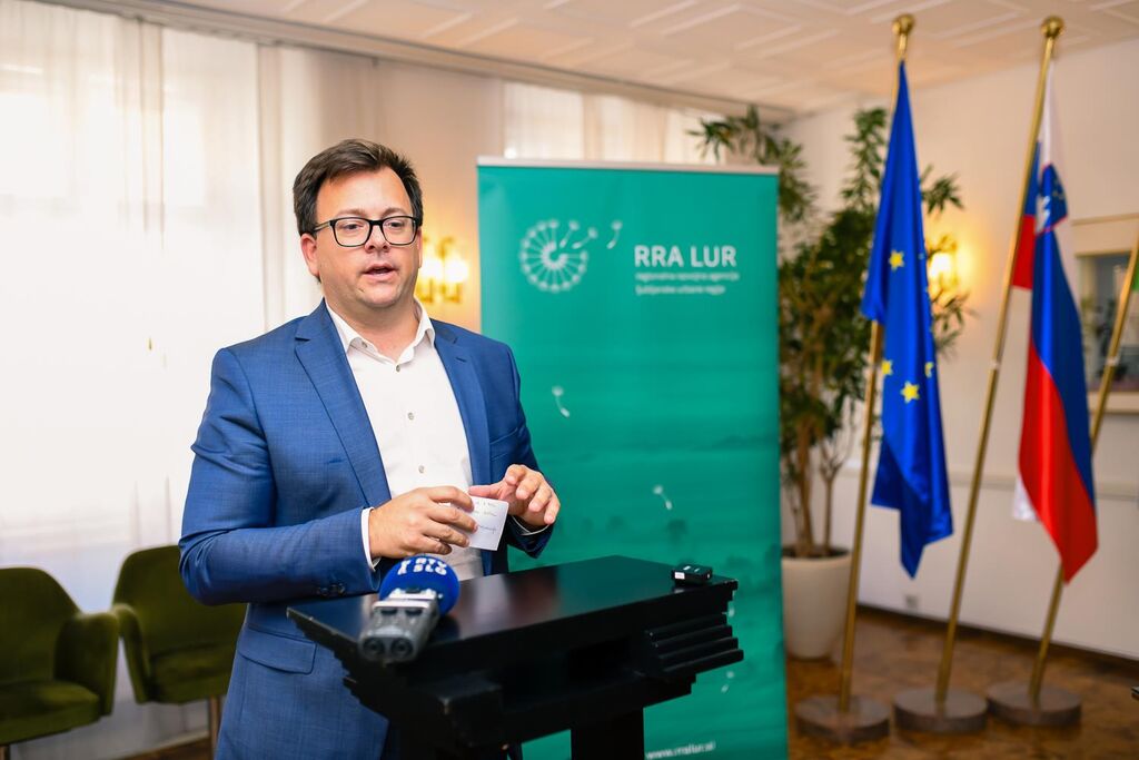 Podpisan sporazum za vzpostavitev sistema javne izposoje e-koles