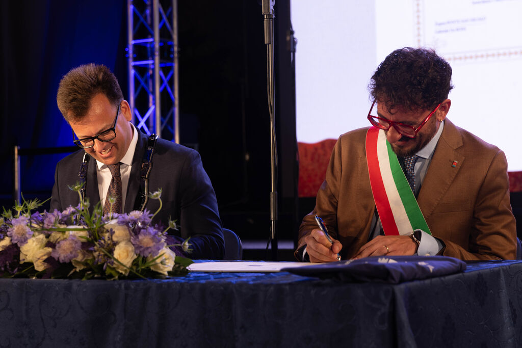 Pobrateni z italijanskim mestom Ponte San Nicolò