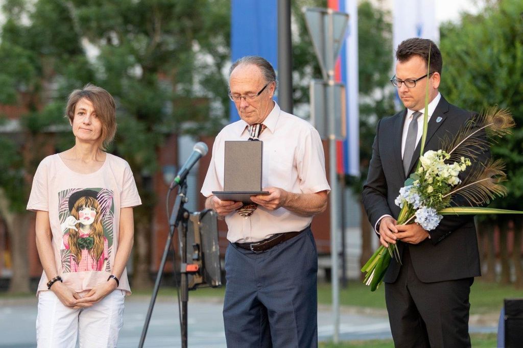 Na slavnostni seji podelili občinska priznanja