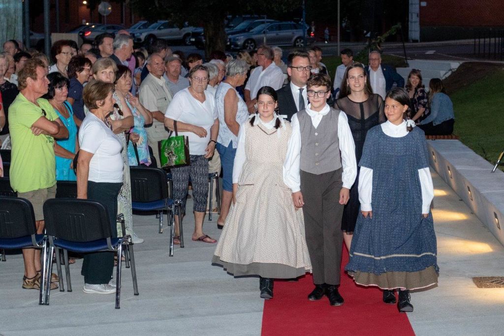 Na slavnostni seji podelili občinska priznanja