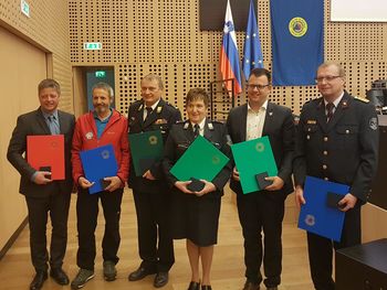 Bronasti znak za občinski štab Civilne zaščite