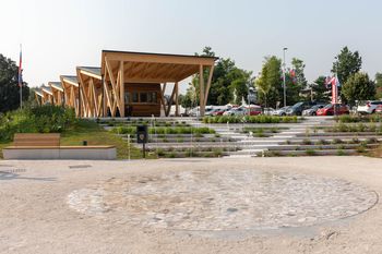 Nova pokrita tržnica, park in večnamenska prireditvena ploščad