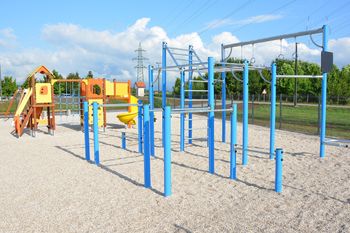 Dobrodošli na novem igrišču pri OŠ Medvode