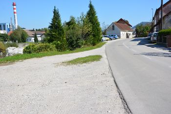 Novi avtobusni postajališči v Goričanah