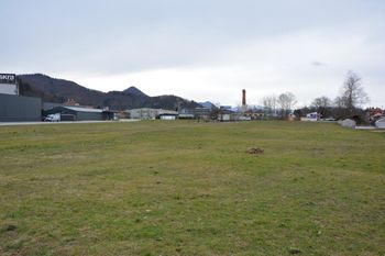 Javna dražba zemljišč na območju Obrtne cone Preska