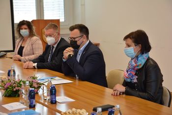 Medvode obiskal minister za infrastrukturo