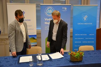 Prejeli certifikat Voda iz pipe
