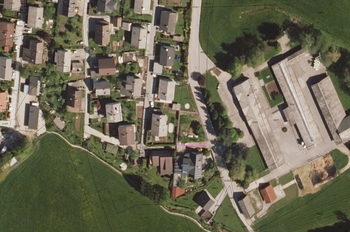 Javno zbiranje ponudb za prodajo nepremičnine v lasti Občine Medvode