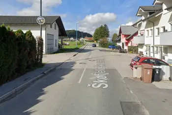 Sanacija asfalta na Škofjeloški cesti v Preski Sanacija asfalta na Škofjeloški cesti v Preski