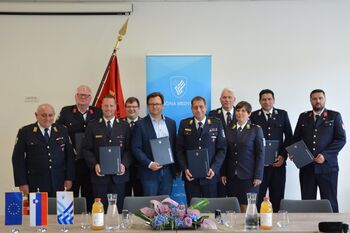 Podpis dogovora za razvoj in delovanje javne gasilske službe