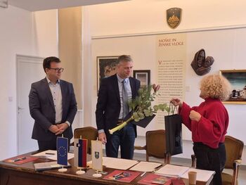 Župan Nejc Smole prevzel vodenje Skupnosti občin Slovenije Župan Nejc Smole prevzel vodenje Skupnosti občin Slovenije