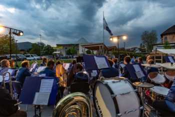 KONCERT GODBE MEDVODE z Jano Šušteršič