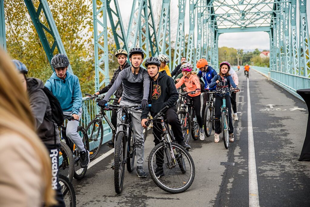 Kolesarska povezava Brežice – Krška vas uradno predana namenu