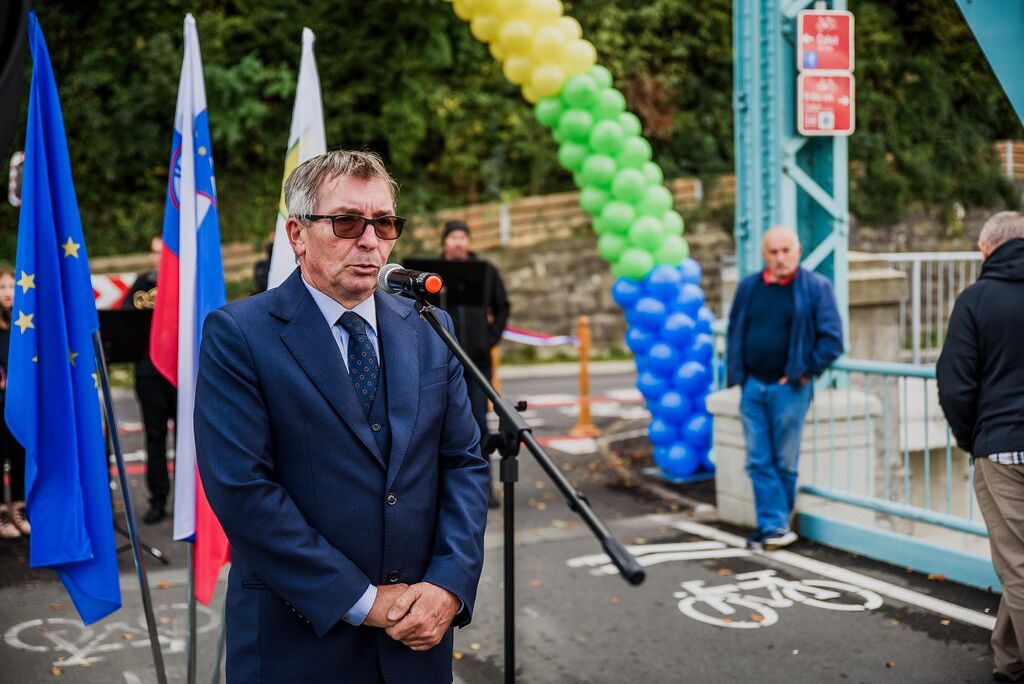 Kolesarska povezava Brežice – Krška vas uradno predana namenu