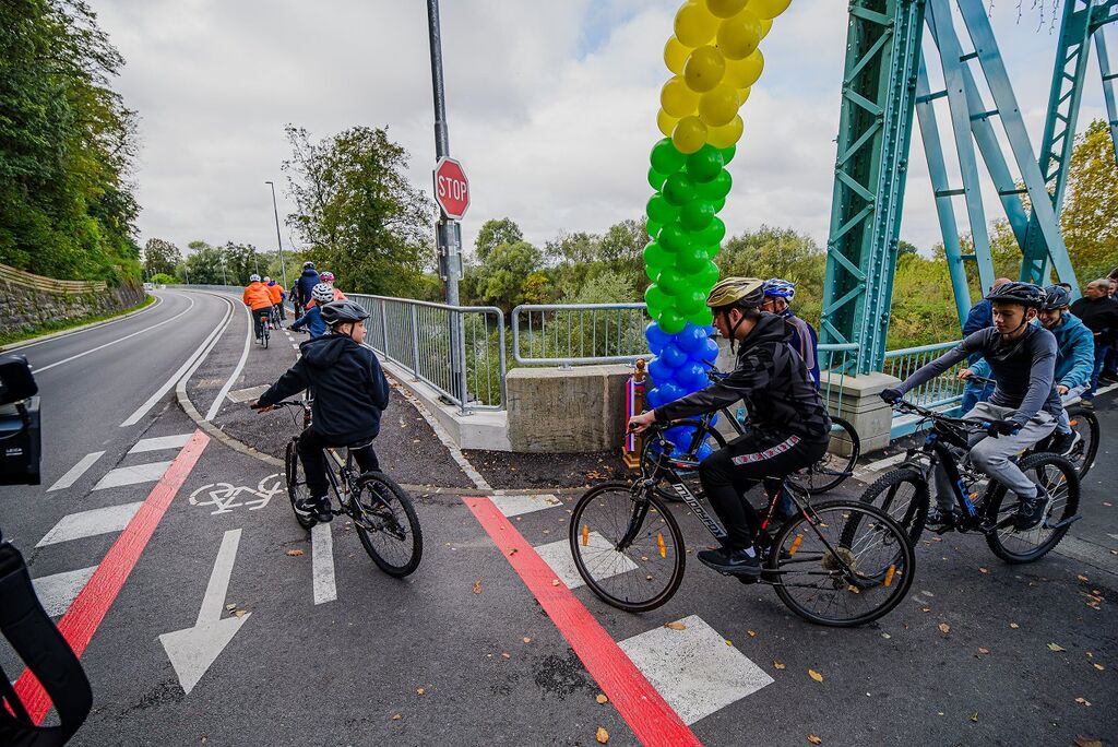 Kolesarska povezava Brežice – Krška vas uradno predana namenu