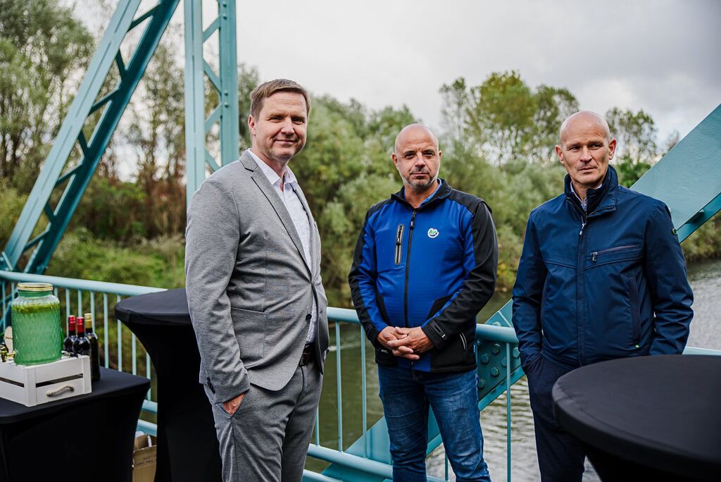 Kolesarska povezava Brežice – Krška vas uradno predana namenu