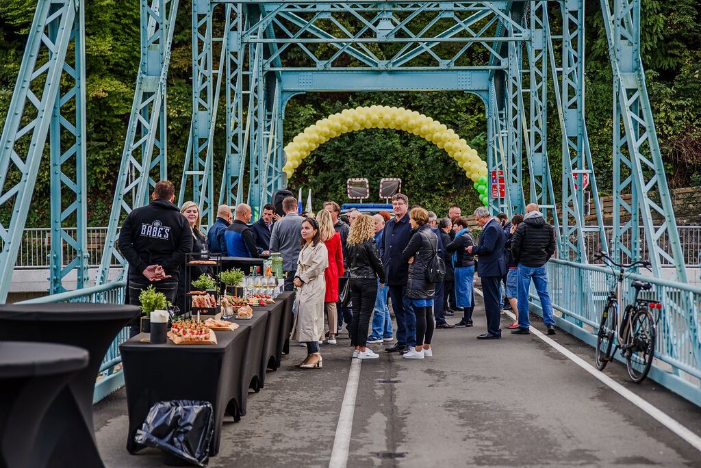 Kolesarska povezava Brežice – Krška vas uradno predana namenu