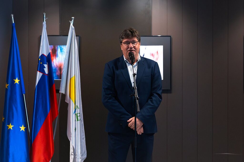 Prenovljeni Dom kulture Brežice uradno predan namenu