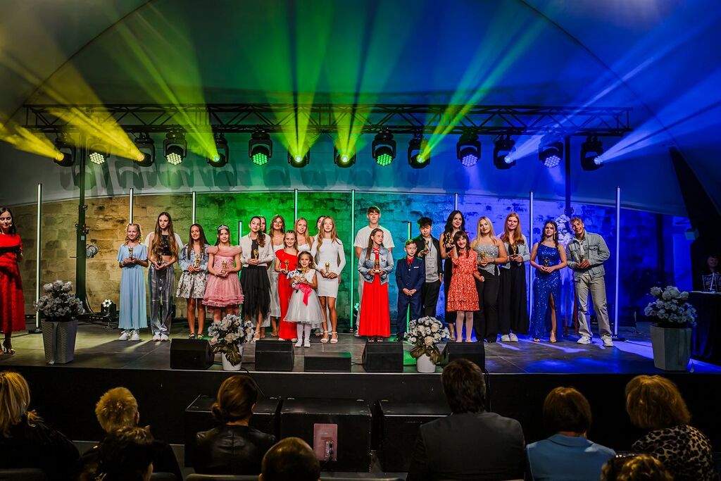 V Brežicah znova zasijali talenti na Mednarodnem otroškem pevskem festivalu z rekordno udeležbo