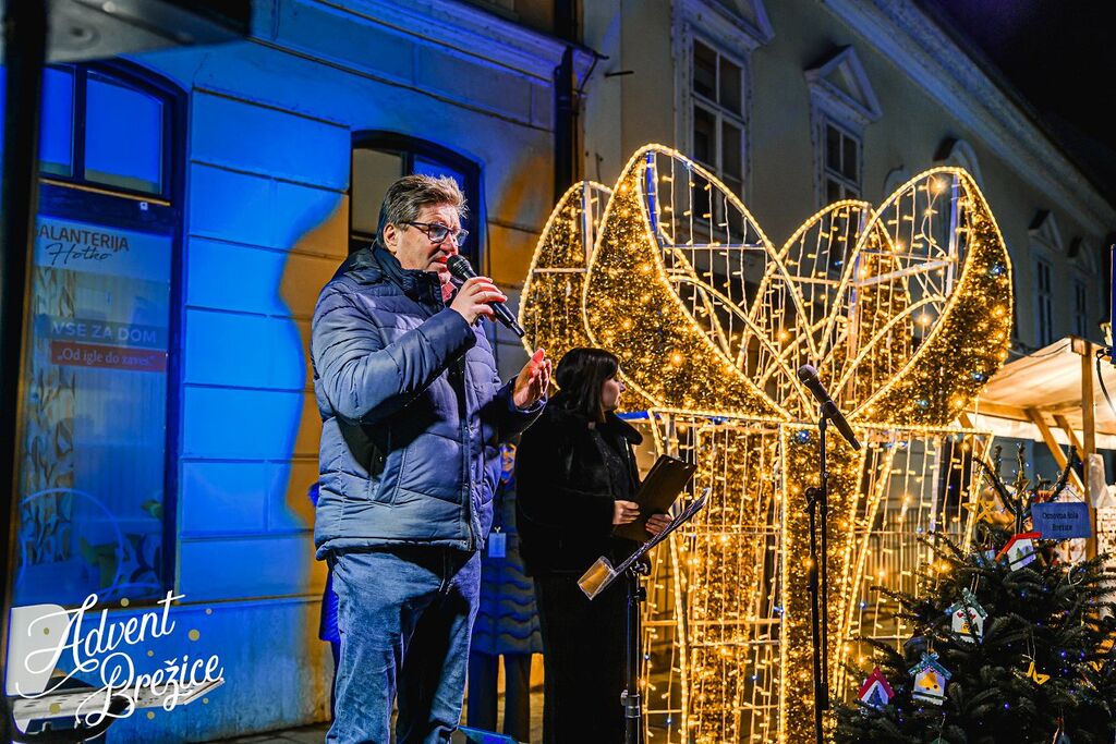 Drsališče v jedru Brežic odprto, praznični december se začenja