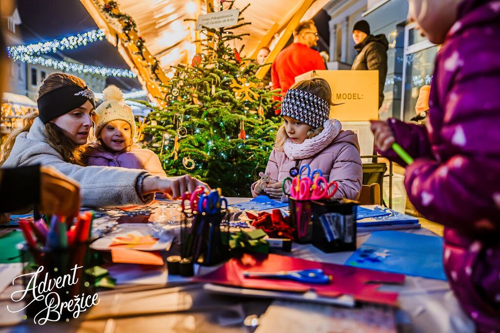 Drsališče v jedru Brežic odprto, praznični december se začenja