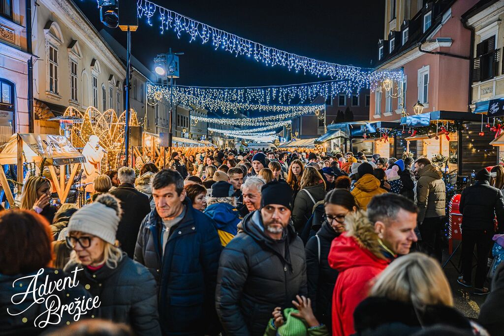 Drsališče v jedru Brežic odprto, praznični december se začenja
