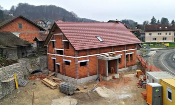 Dom krajanov na Velikih Malencah pod streho