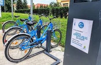 Ponovno vzpostavljen parkirni režim v mestu z uporabo parkomatov in uporaba sistema izposoje koles Bržkolo