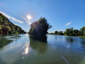 Voda v reki Krki primerna za kopanje