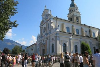 15. avgust - Marijino vnebovzetje ali veliki šmaren