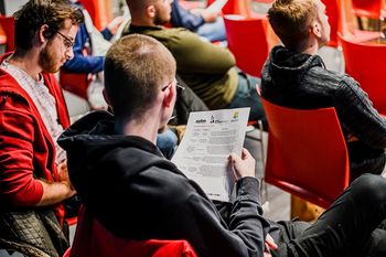 Na prvem zasedanju Sveta mladih Brežice odločali o projektih participativnega proračuna za mlade