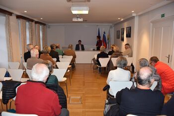 Župan sodeloval na klubskem večeru Posavskega društva seniorjev menedžerjev in strokovnjakov